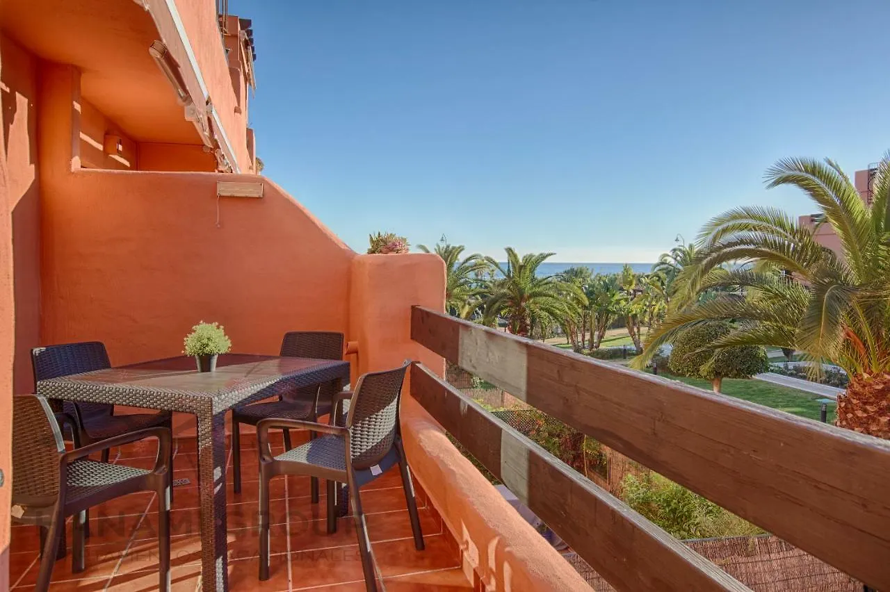 Hanami Playa Del Angel Эстепона